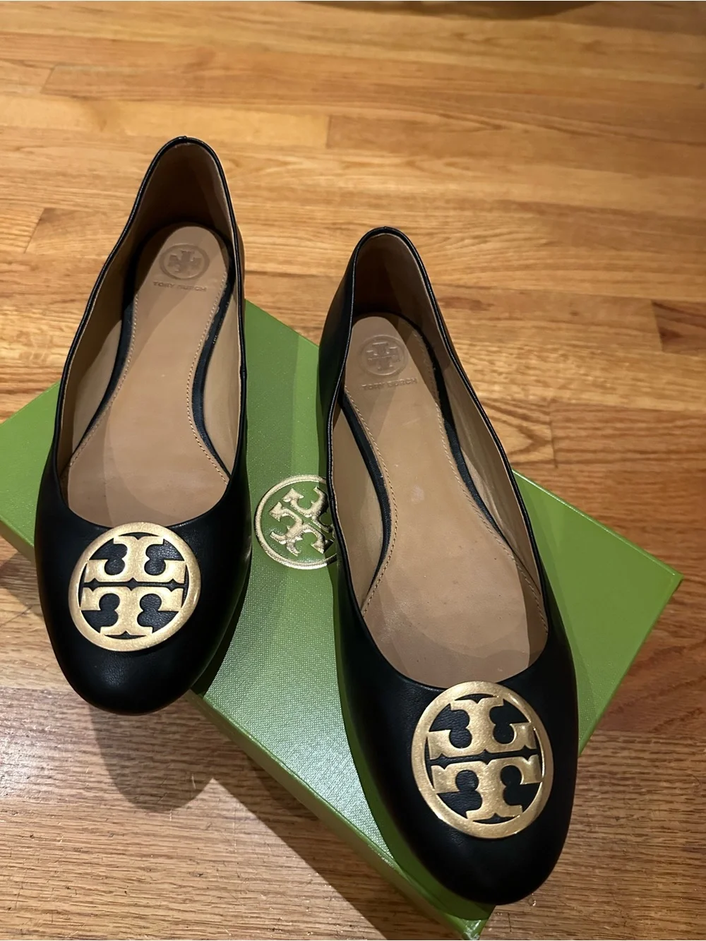 Tory Burch Black Leather Logo Medallion Ballet Flats